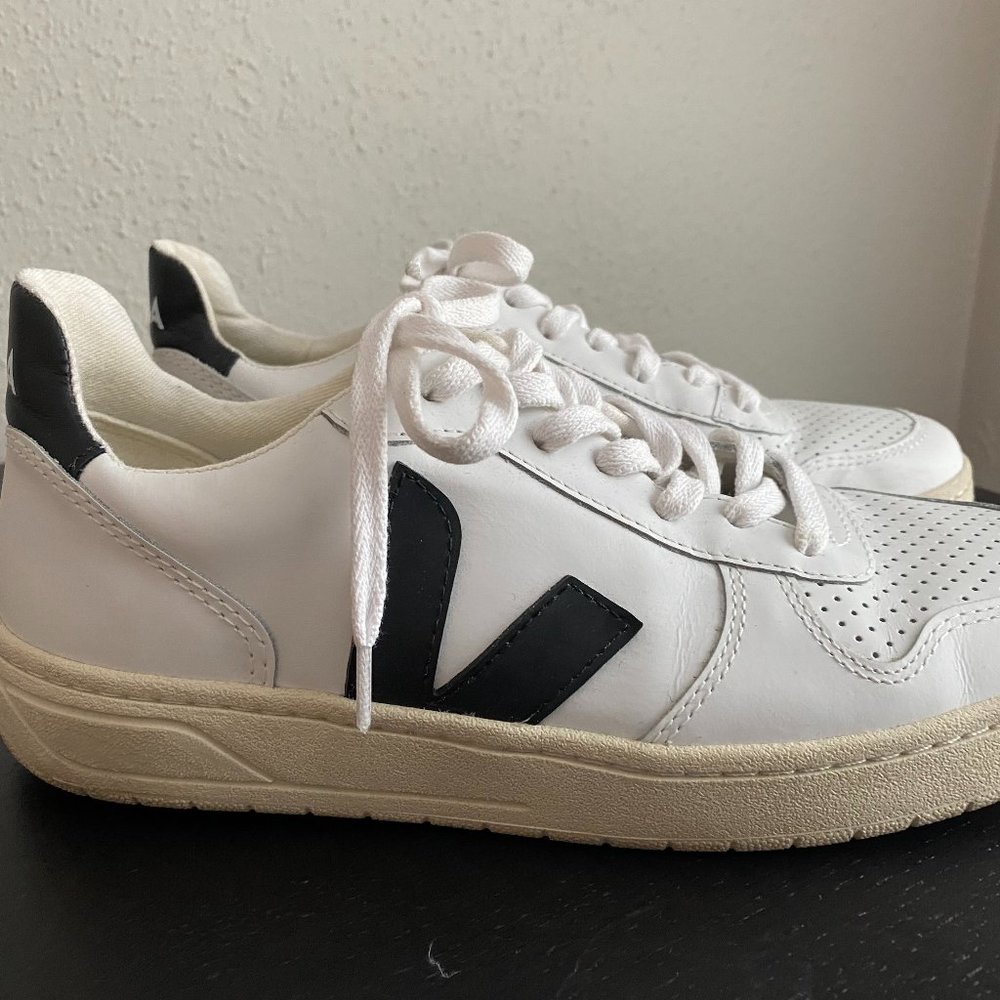 VEJA Sneakers